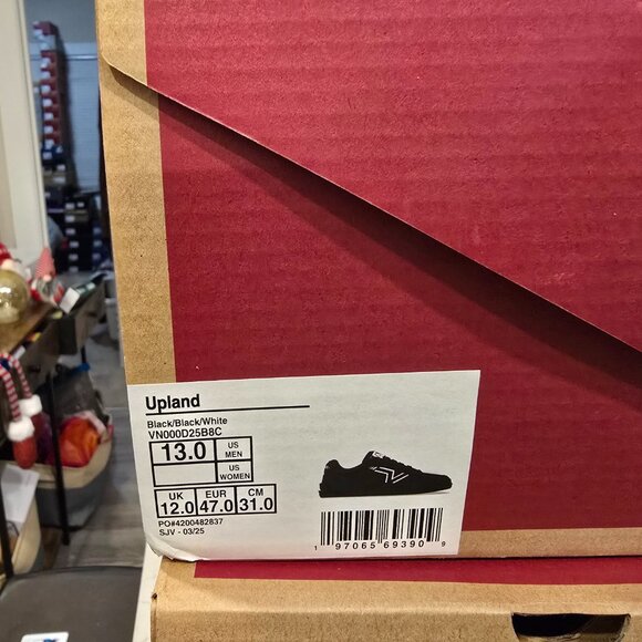 Vans Upland Skate Sneakers Shoes Black/White VN000D25B8C Men's Size 13 NEW - Picture 11 of 11